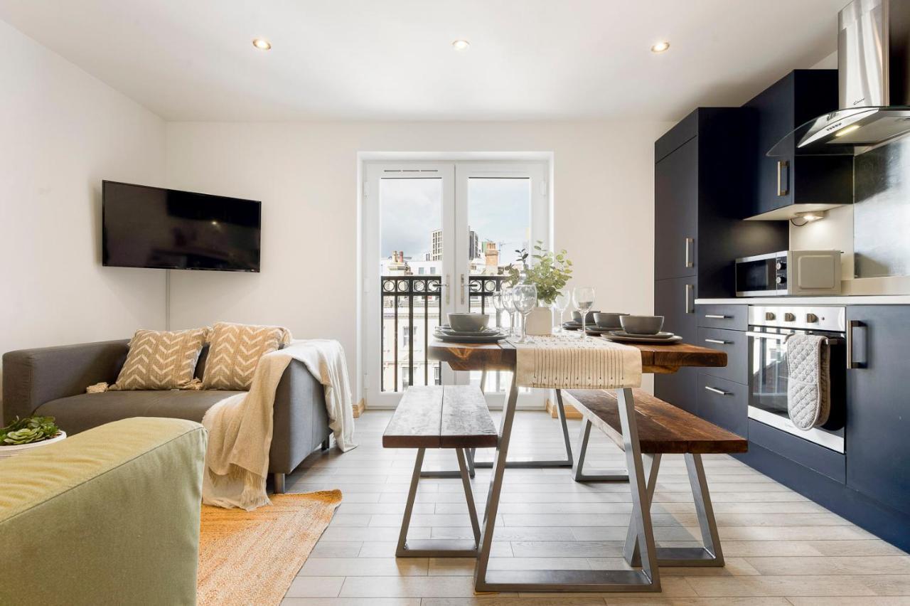 Spacious, Newly Renovated, Three Bedroom Town Centre Duplex Apartment With Free Parking, Sleeps Seven - Walking Distance To Beach Bournemouth Exterior foto